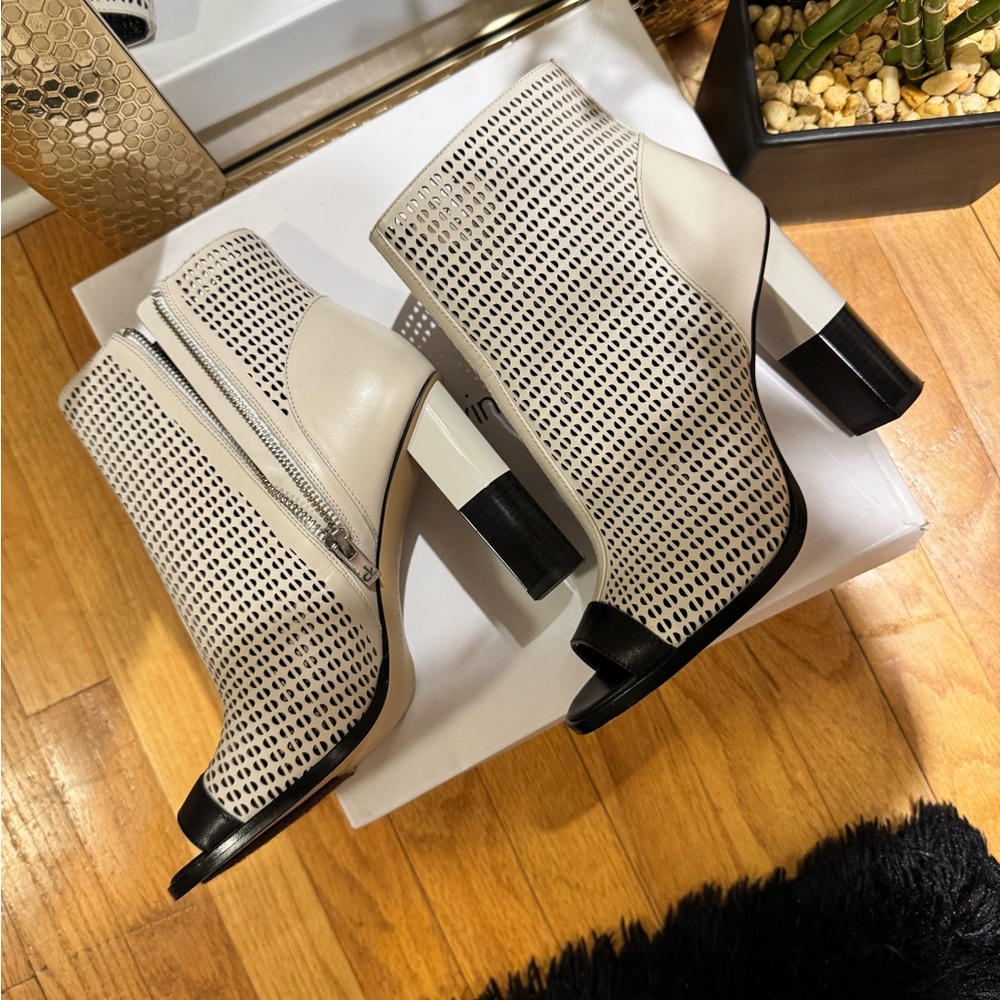 Calvin Klein Black and Cream Women's Shoes - Picture 3 of 5